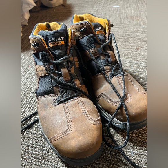 Ariat women’s work boots Size 8.5 - Picture 3 of 3